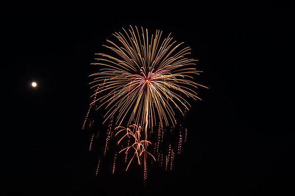 Moon & Fireworks